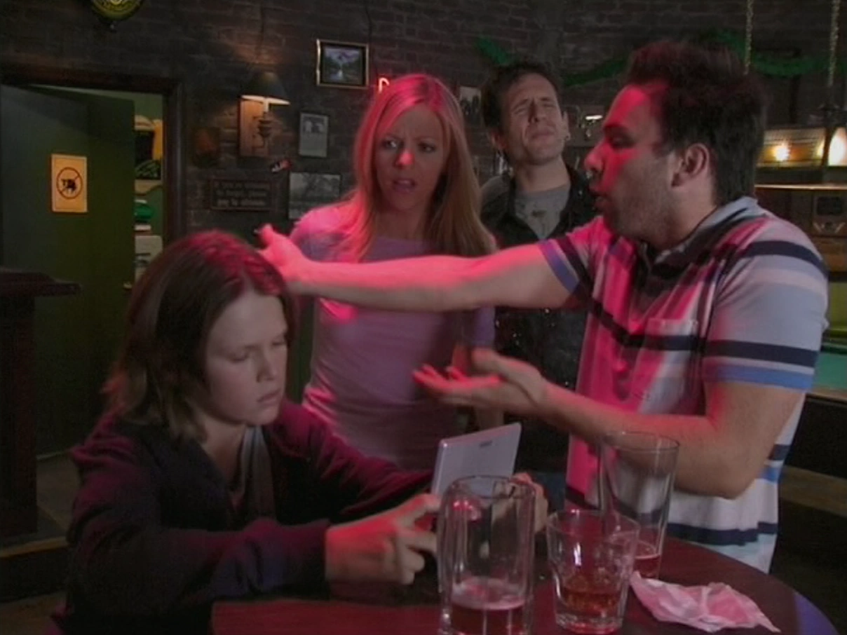 Still from It's Always Sunny S01E02: Tommy, drunk on stolen beers