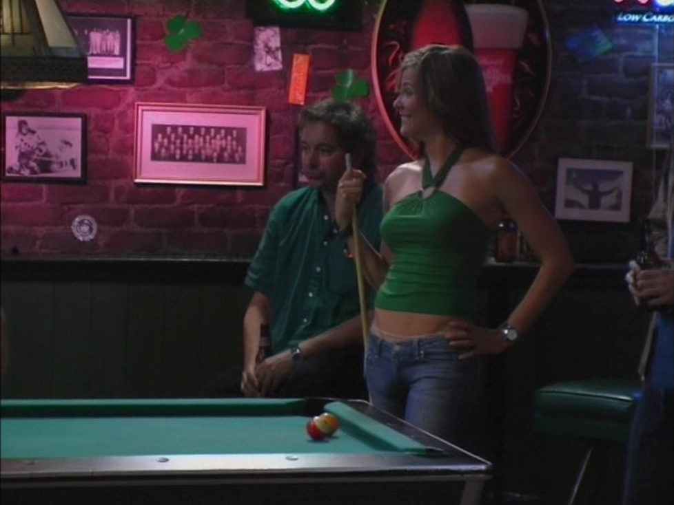 Still from It's Always Sunny S01E04: Mac's date, Carmen