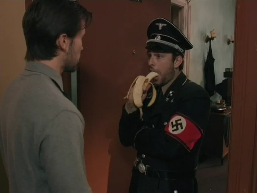 Still from It's Always Sunny S01E06: Charlie in the uniform
