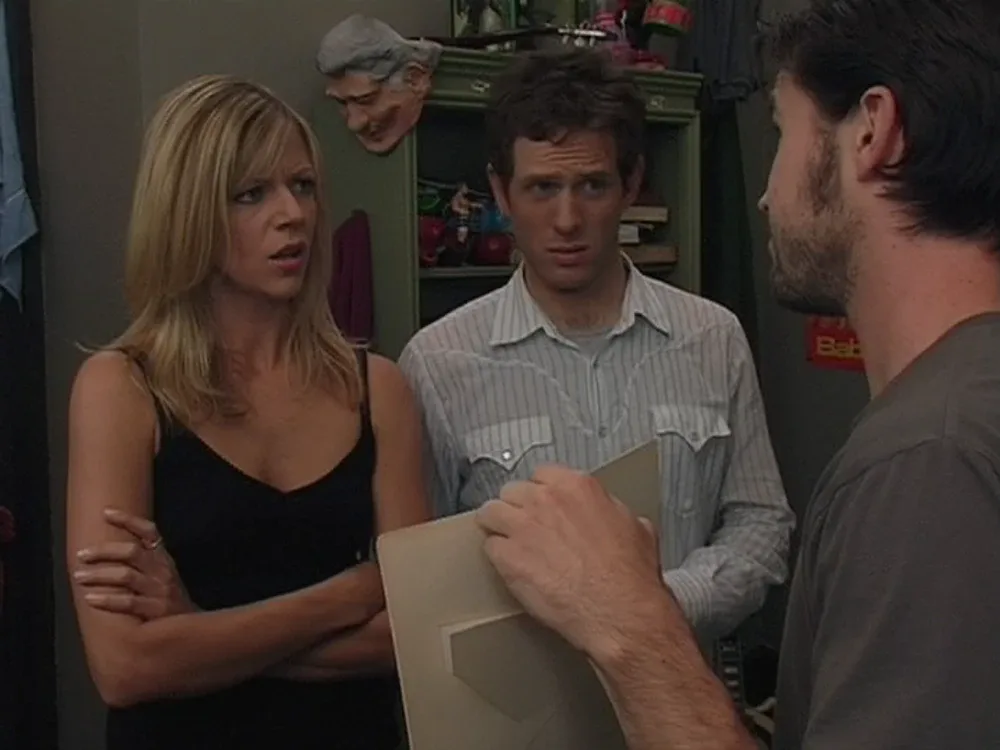 Still from It's Always Sunny S01E07: Dee and Dennis, disgusted